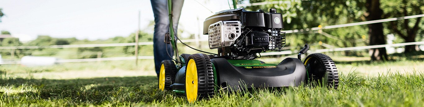 Beschikbaar op de meeste maaimachines van John Deere. De optionele mulchset past op bijna alle loopmaaiers