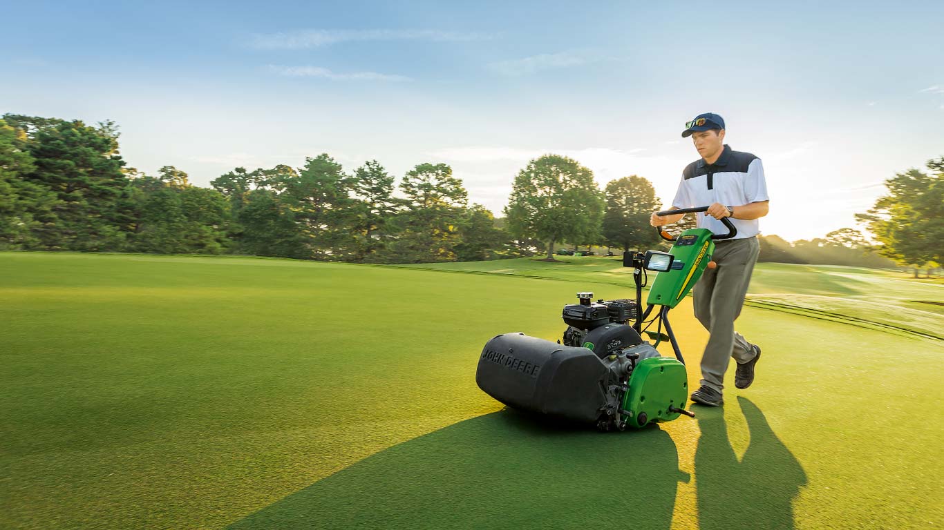 220 E-Cut Hybrid, veld, golfbaan, loop- en zitmaaiers voor greens, golf en sport