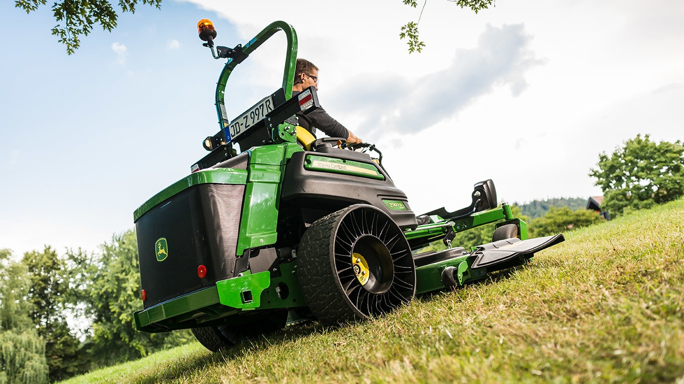 Zero Turn-maaier Commercieel maaien | John Deere TT