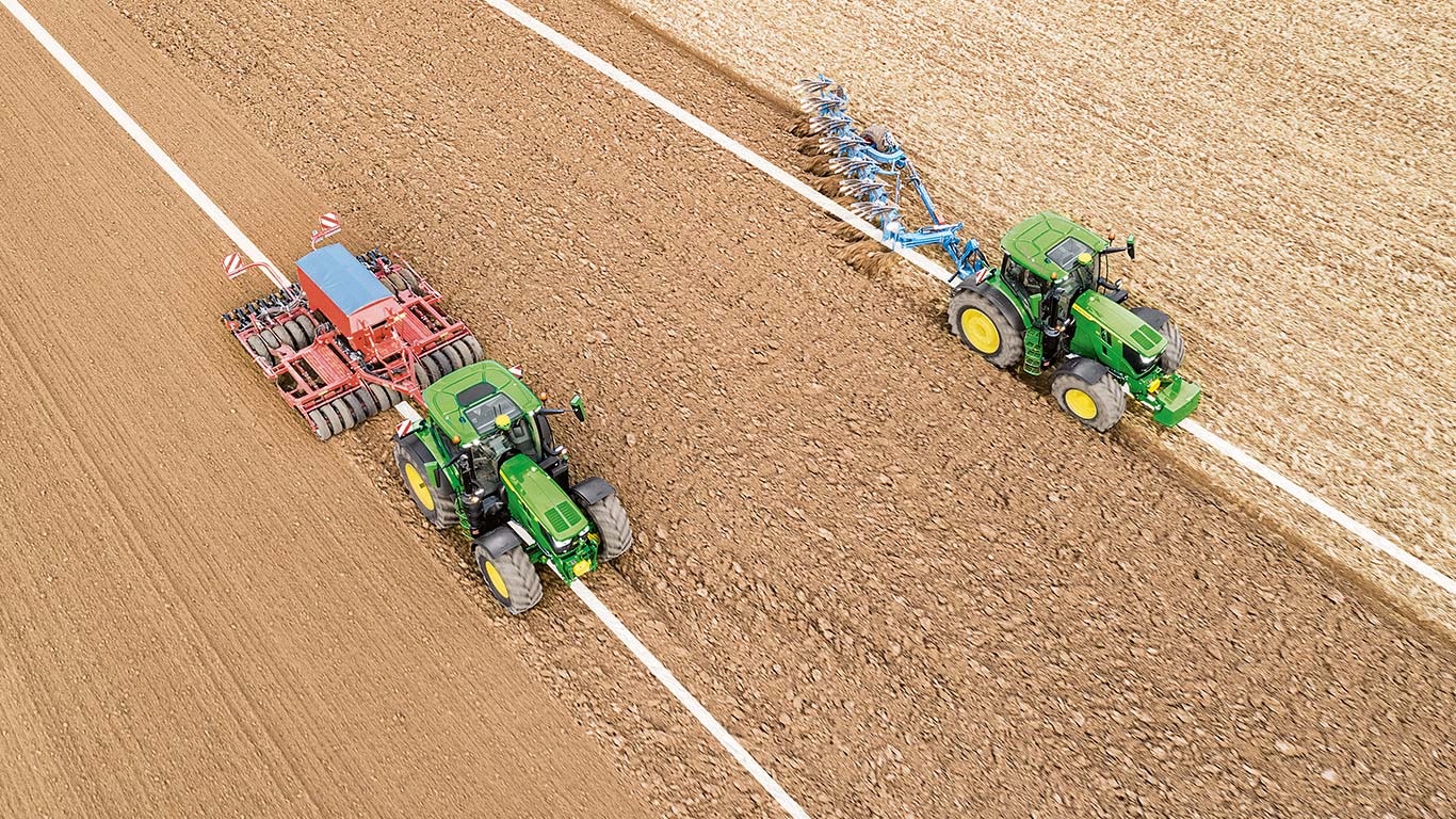 In de tractor geïntegreerde John Deere Active Implement Guidance™