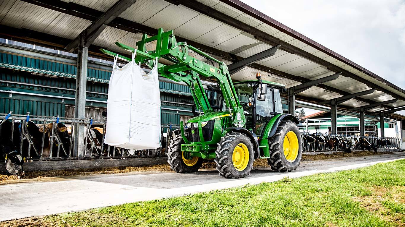 Kleine tractor van de 5M-serie.